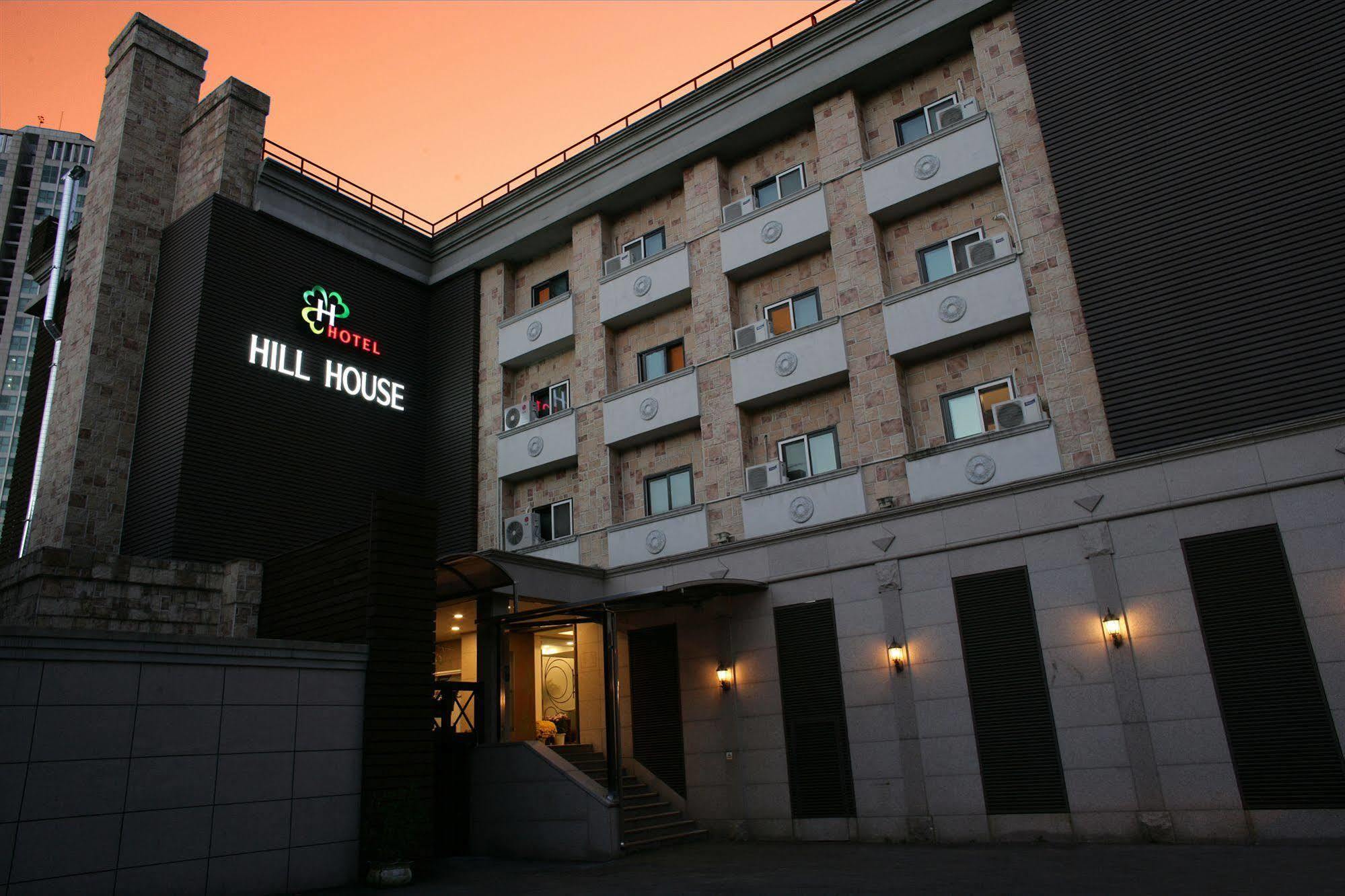 Отель Hill House Seoul Myeongdong Экстерьер фото