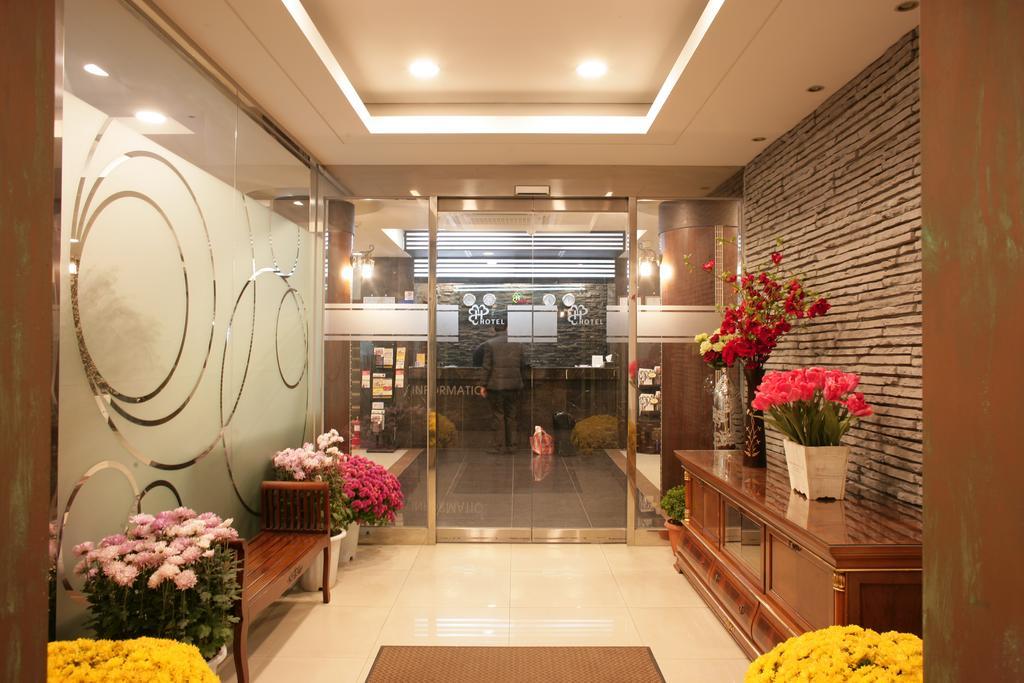 Отель Hill House Seoul Myeongdong Экстерьер фото